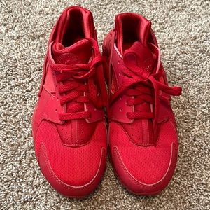 Red Nike Huarache, Sz 6.5Y